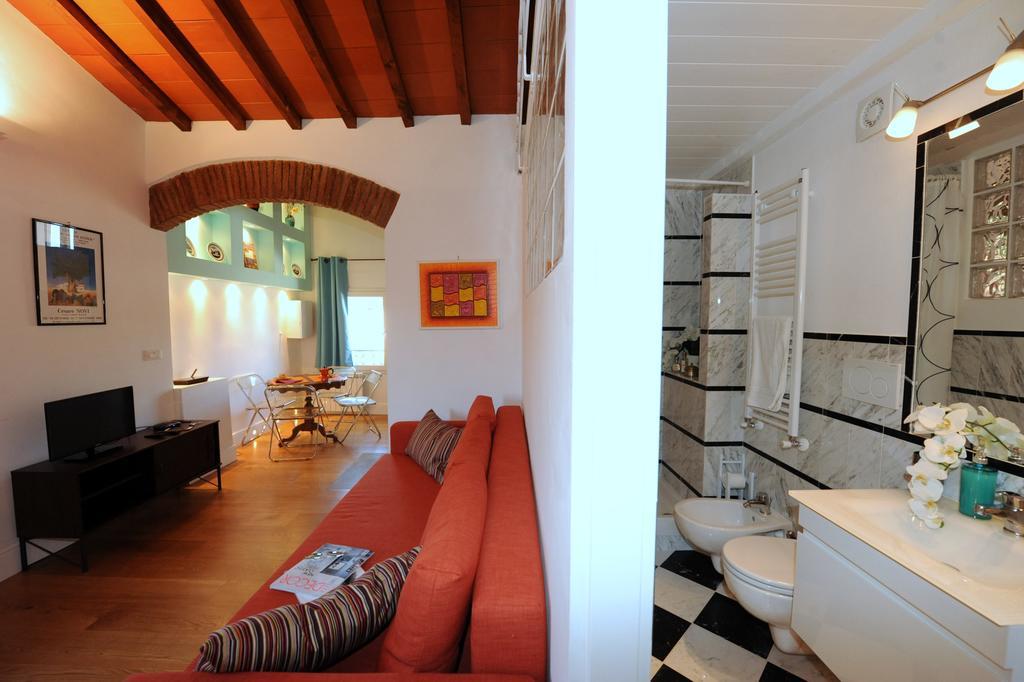 Acacia Firenze - Ciclamino Appartement Buitenkant foto